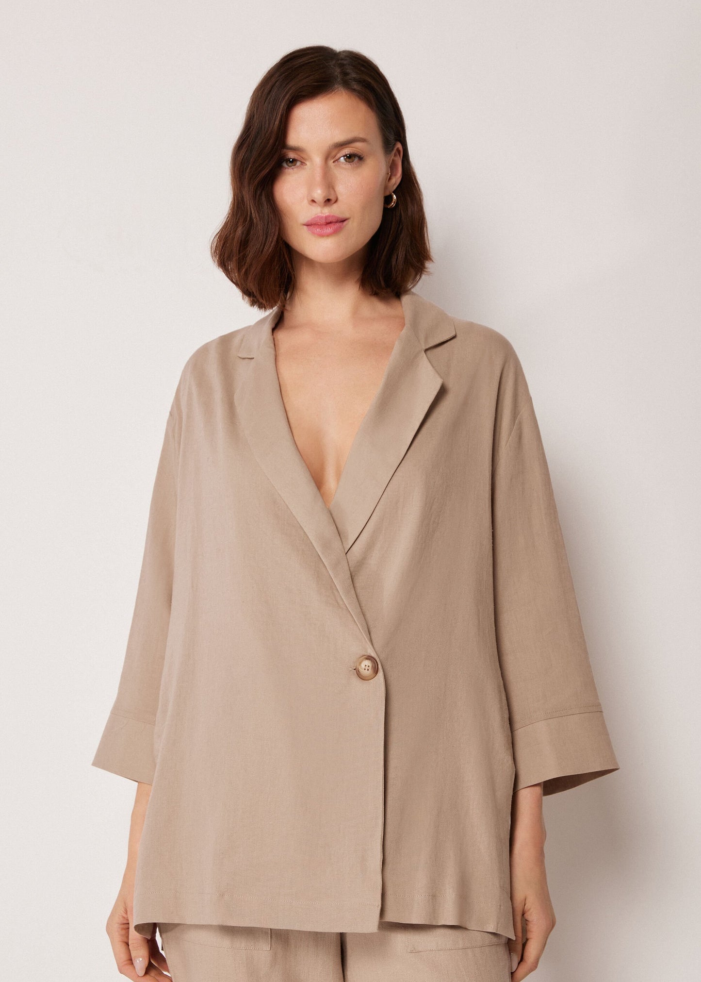 Loose Fit Blazer with Linen