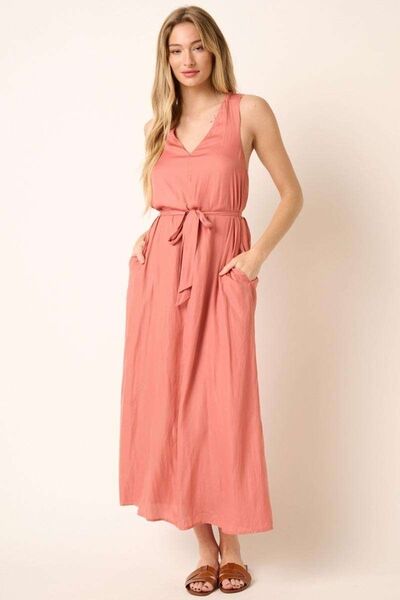 Mittoshop Maxikleid mit V-Ausschnitt, überkreuztem Rückenausschnitt und Gürtel