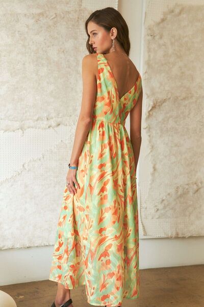 ADORA Maxi-Kleid mit Blumenmuster und V-Ausschnitt
