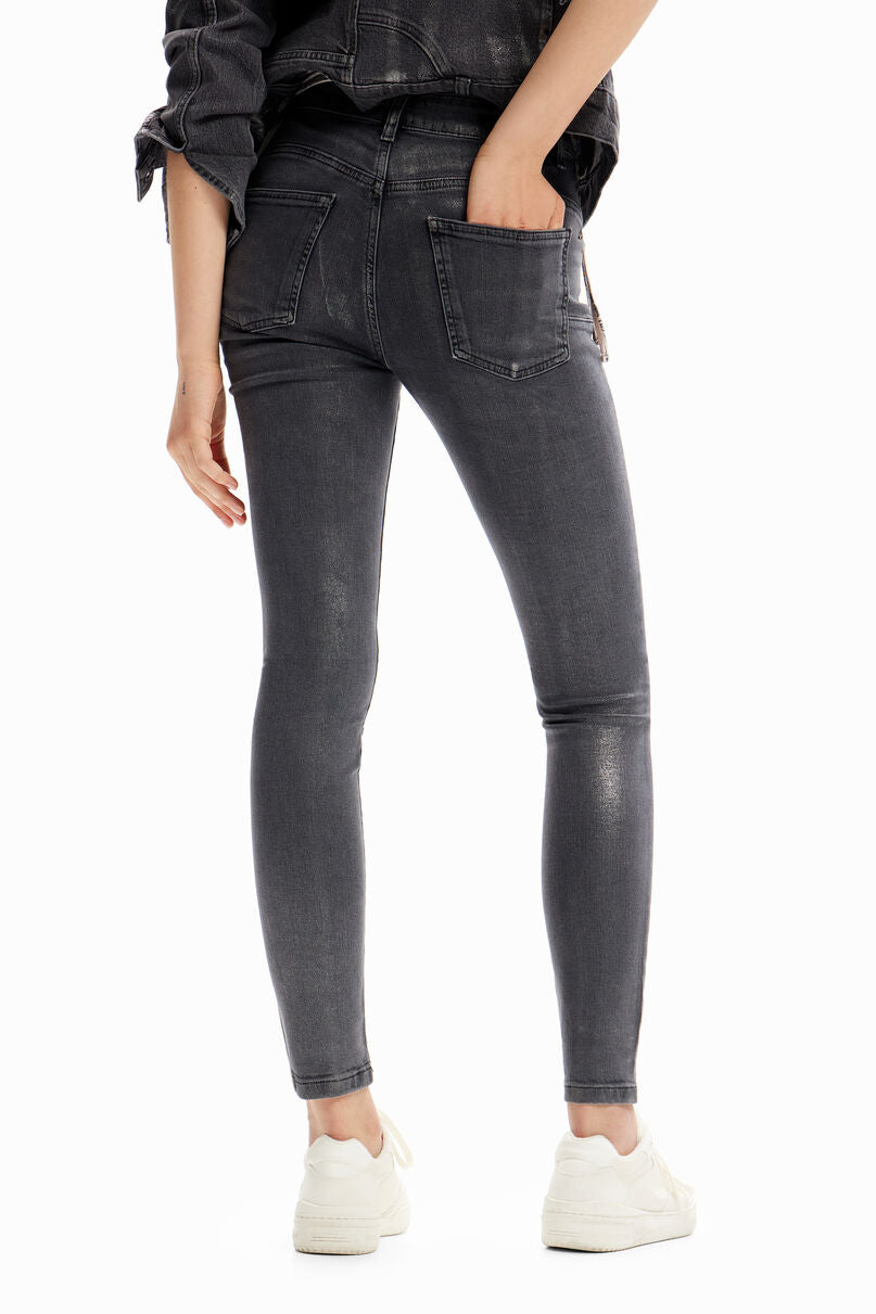 Metallic push-up skinny jeans