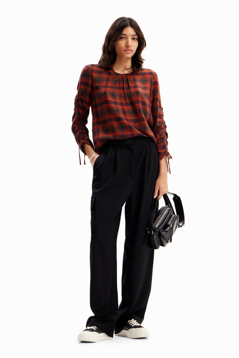 Adjustable sleeve plaid blouse