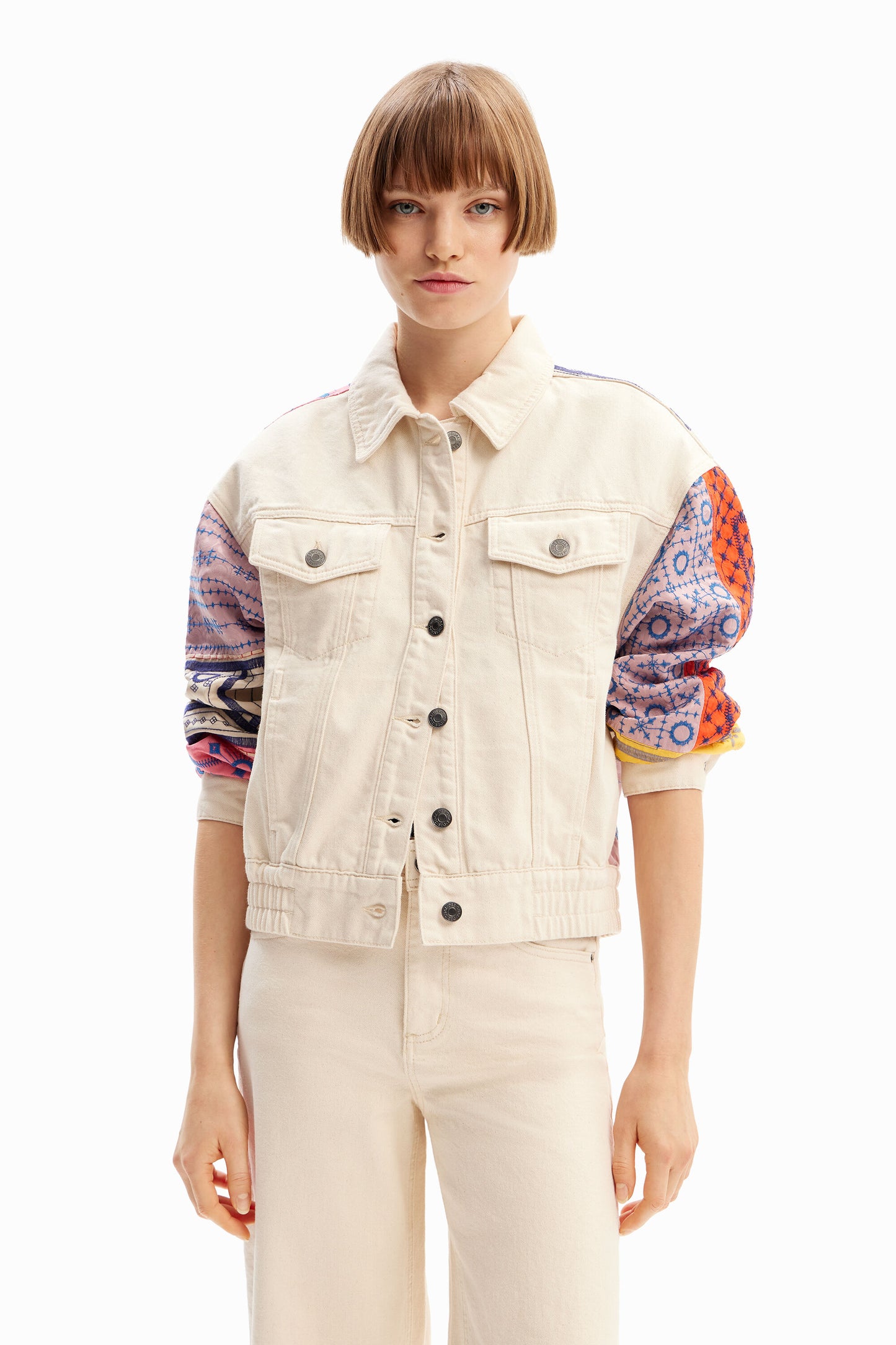 Short embroidered denim jacket
