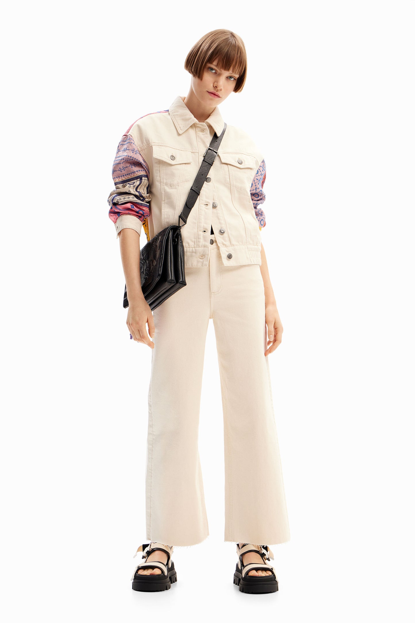 Short embroidered denim jacket