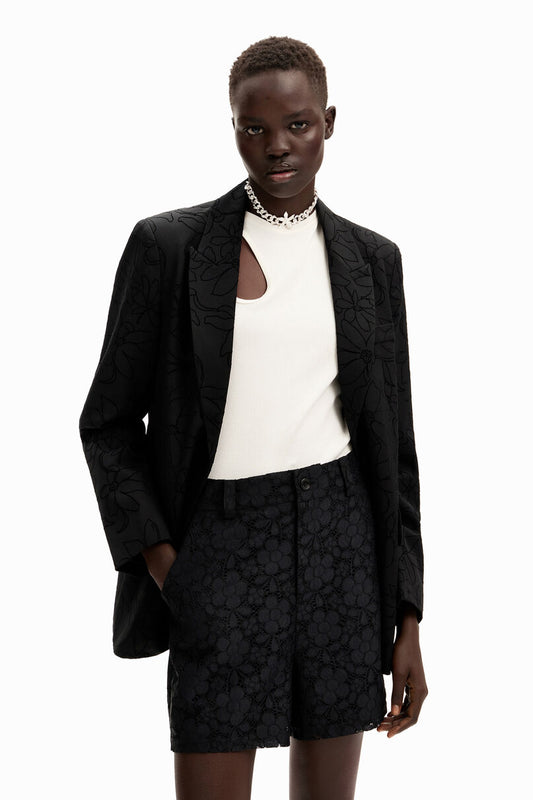 Floral lace shorts
