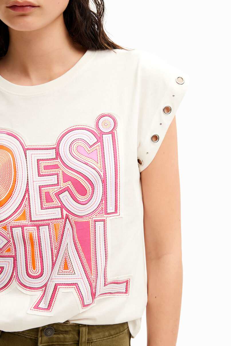 Logo patch T-shirt