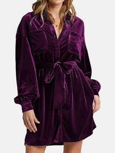 Kurzes Hemdblusenkleid mit Kragen und langen Ärmeln