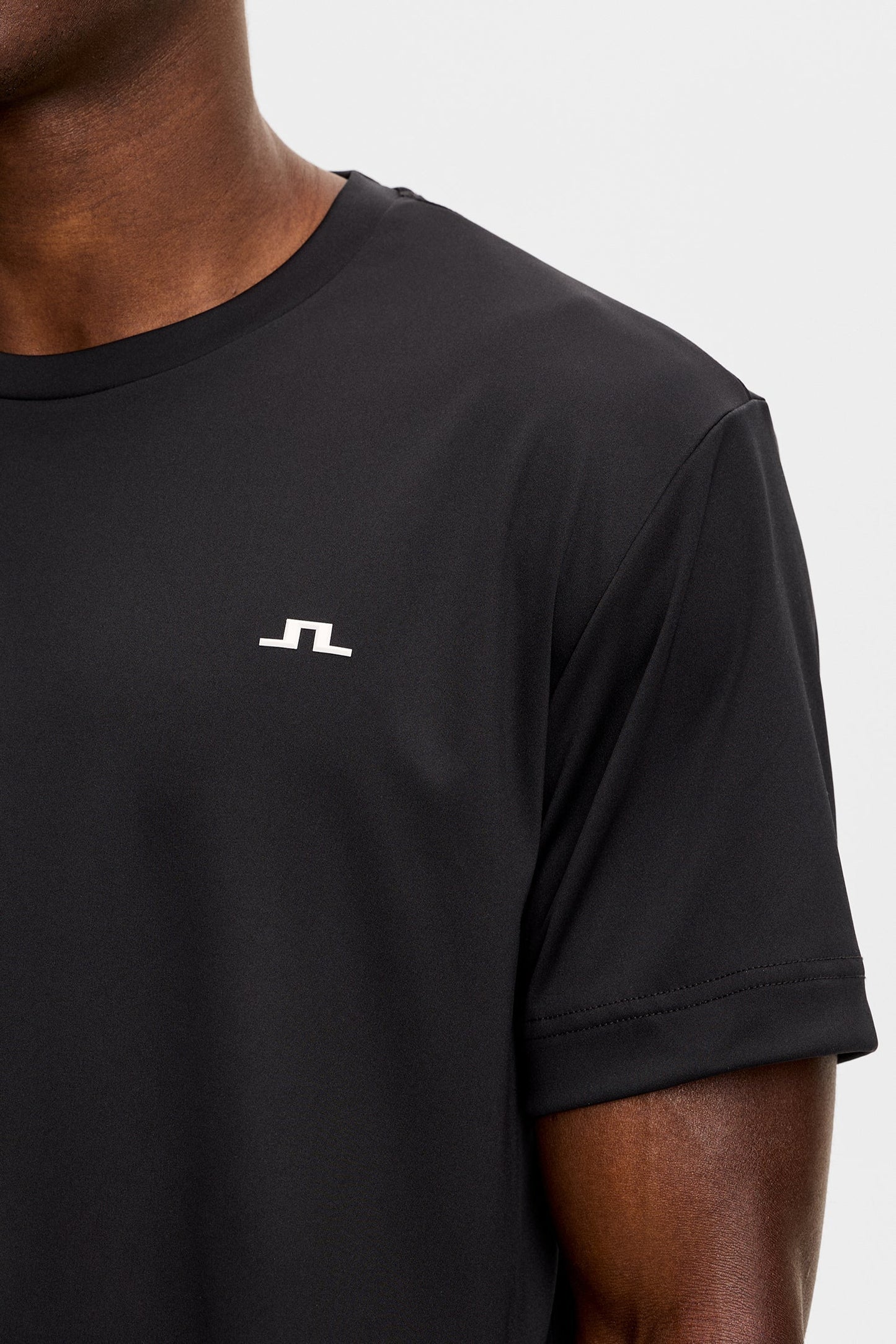 Ade T-shirt / Black