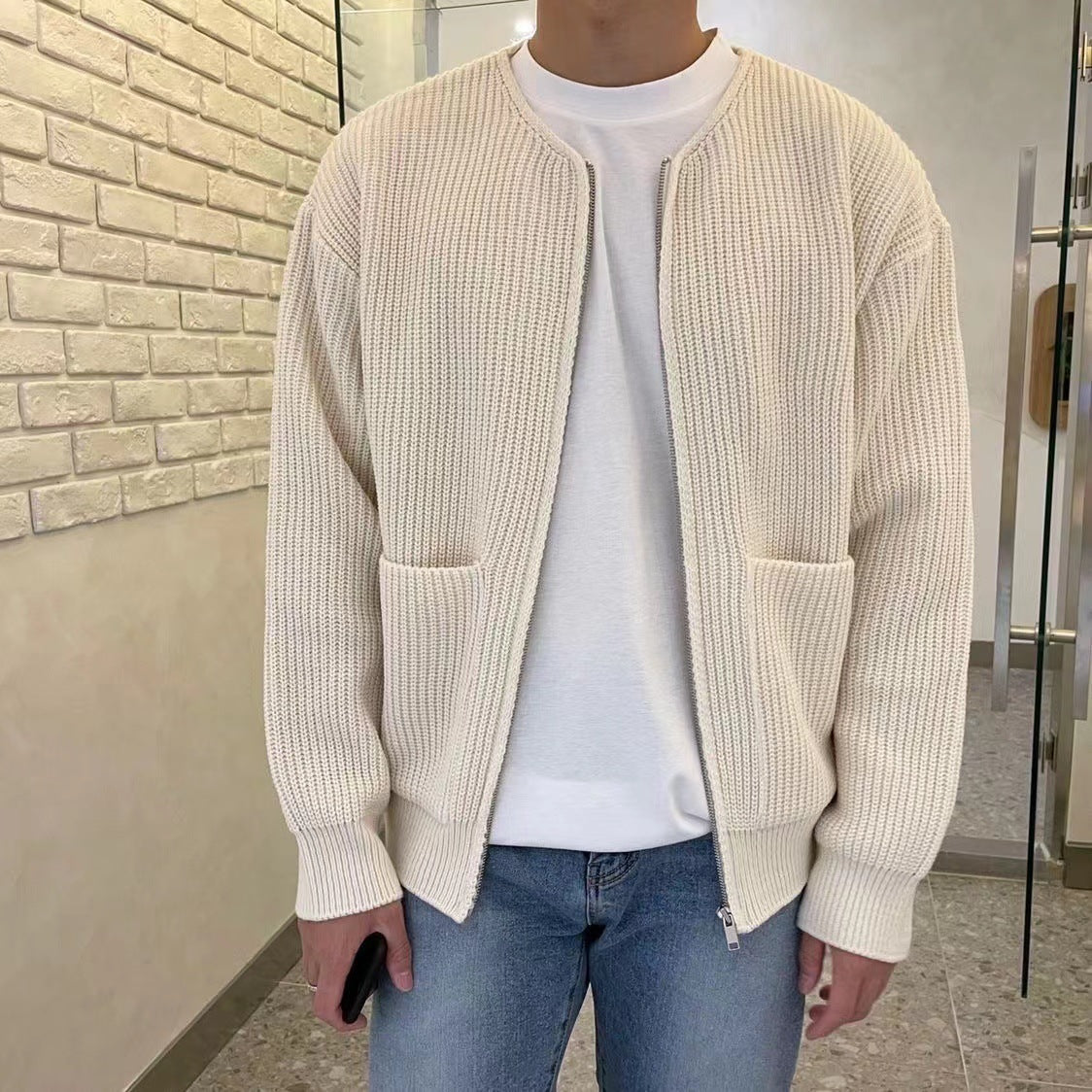Trendige Strickjacke für Herren
