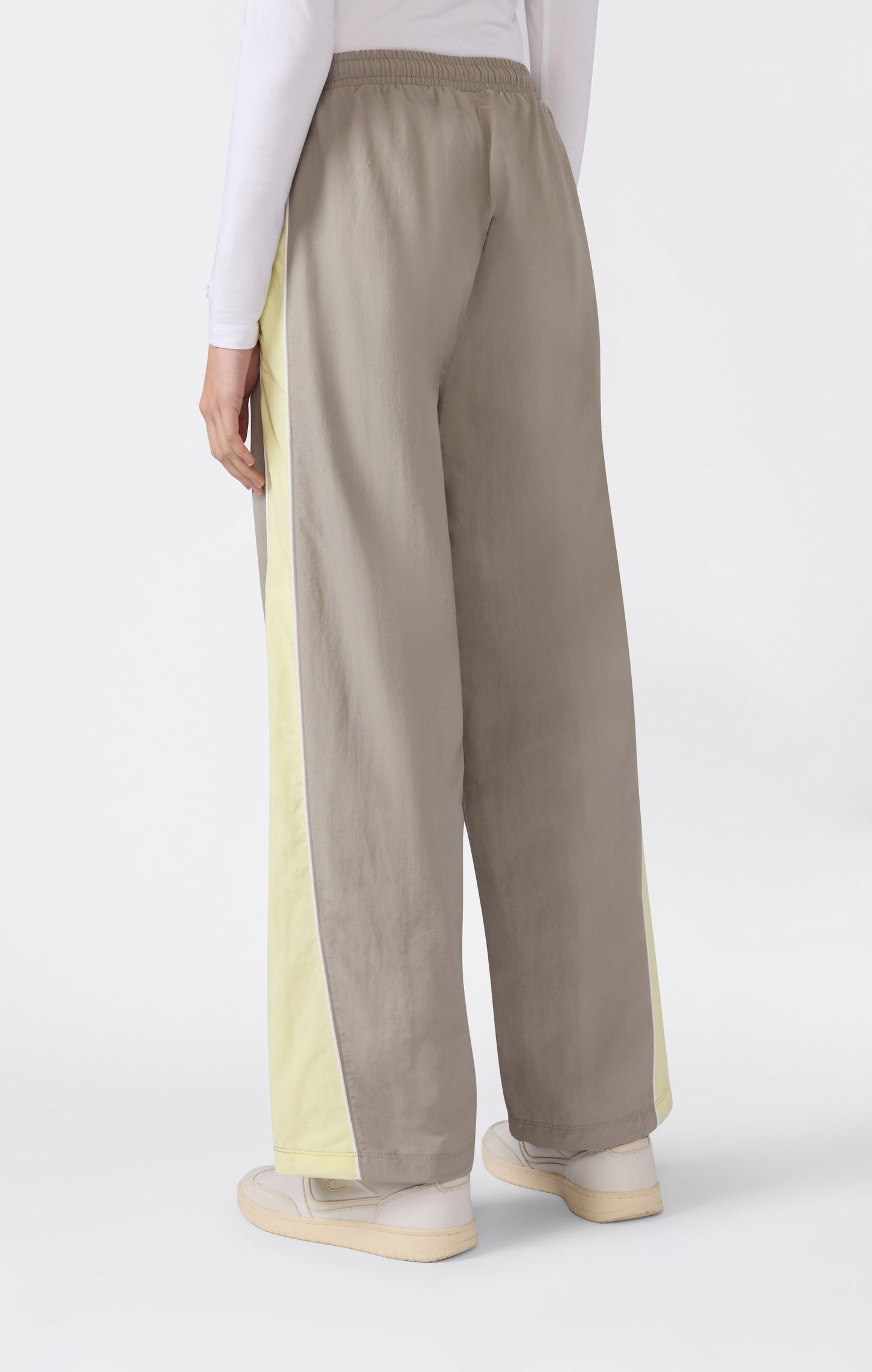 Women's Straight Hem Lightweight Pants