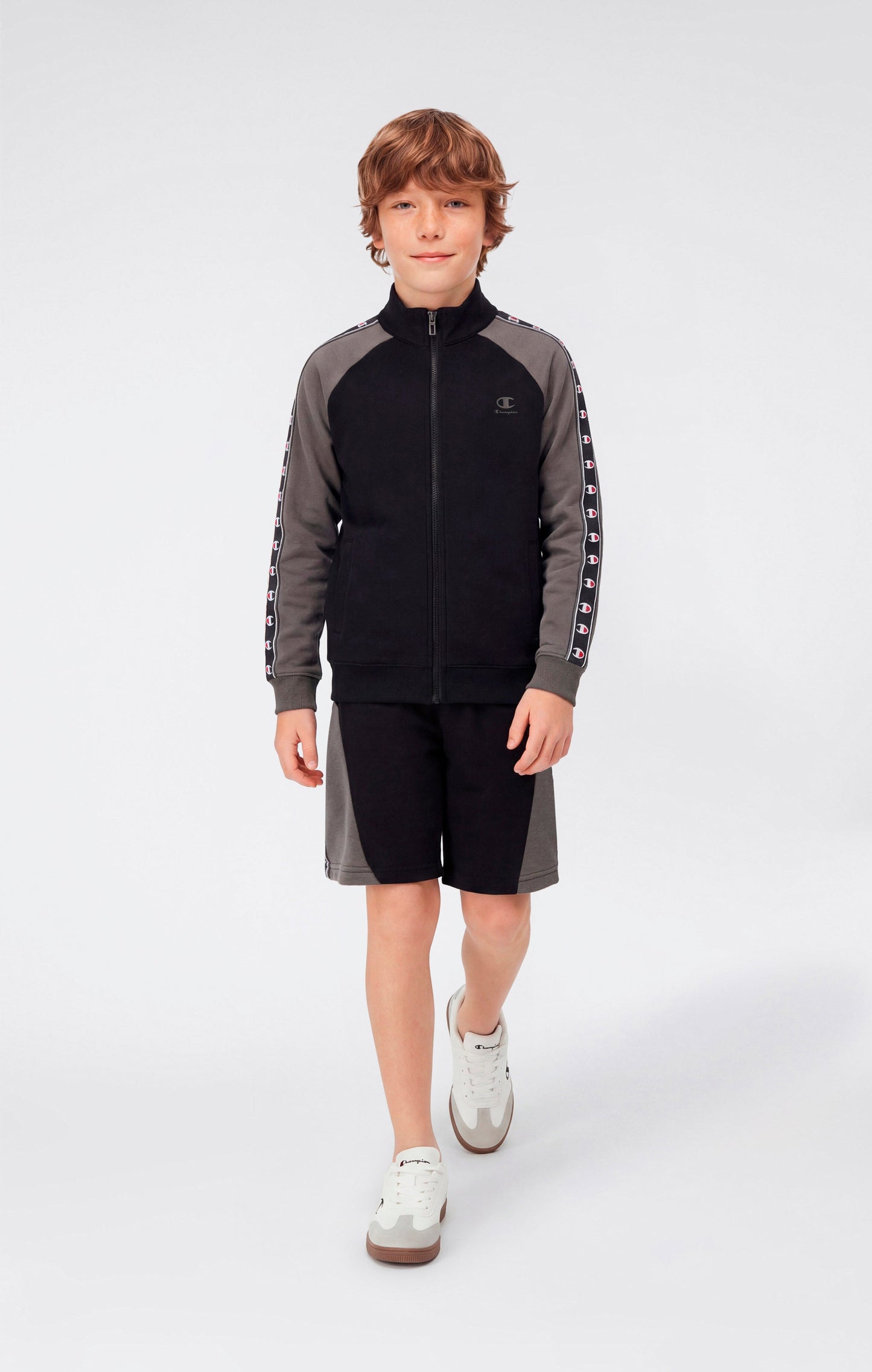 Jungen-Sweatshirt mit durchgehendem Reißverschluss und Logo-Tape