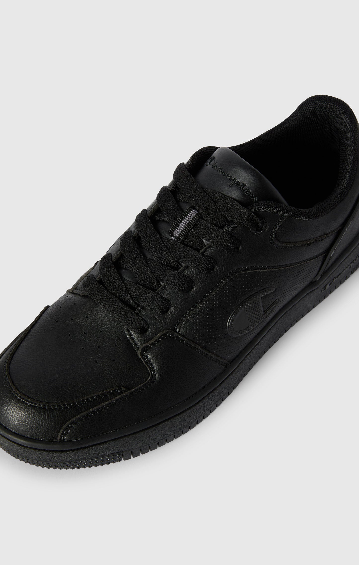 RD18 2.0 Low Basket Trainers