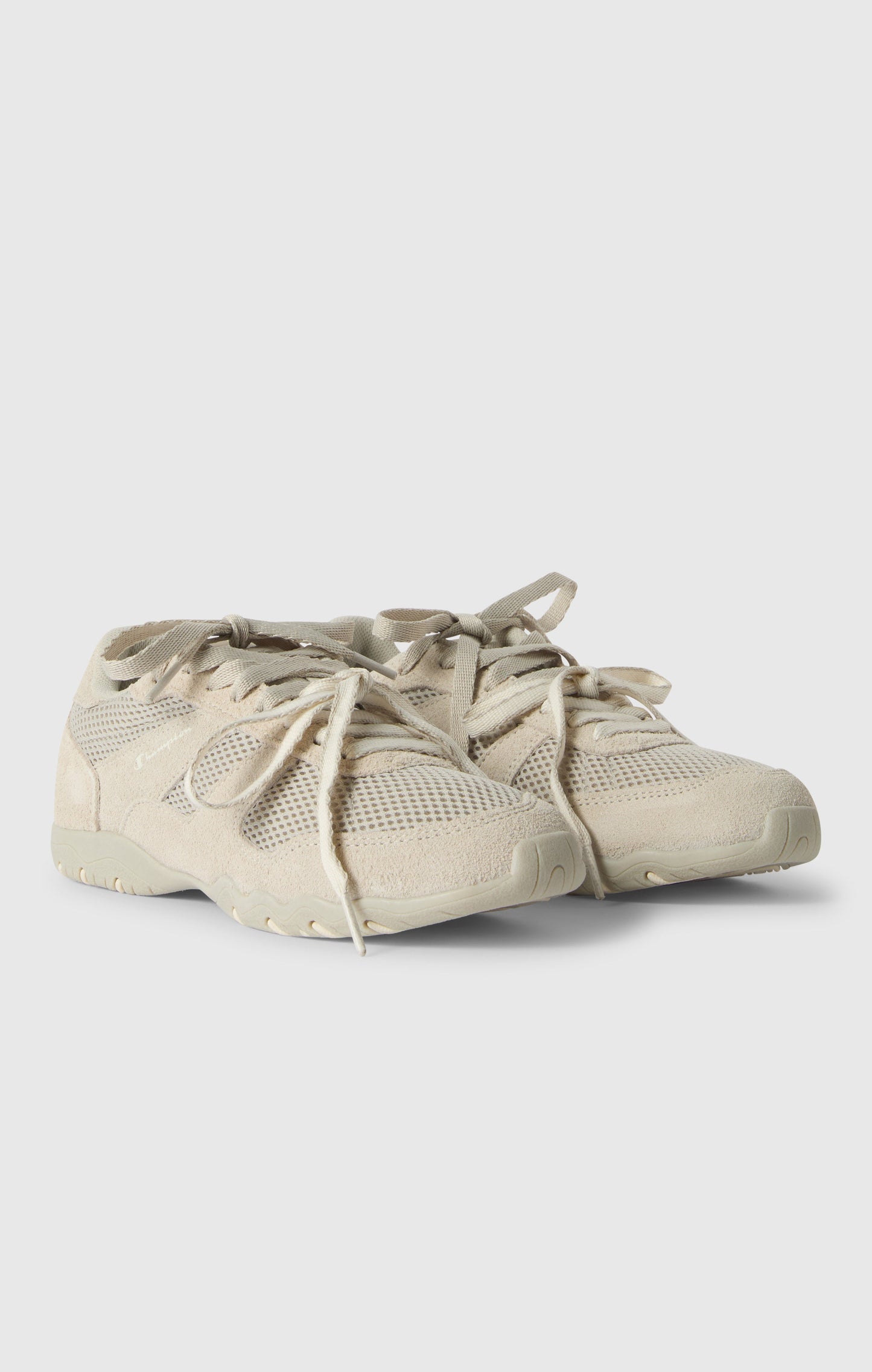 Unisex Low Pro 00s Court Trainers