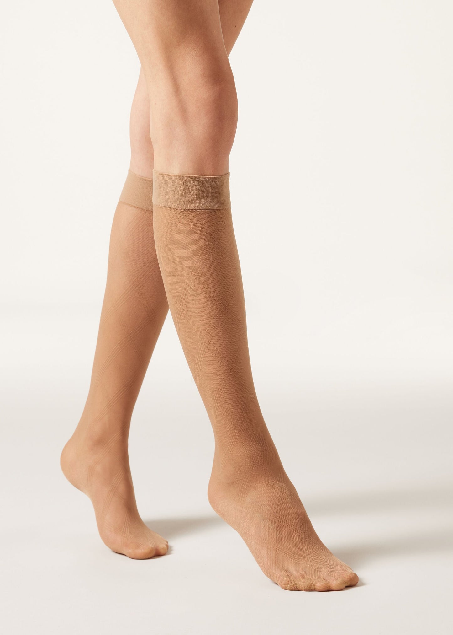 Diamond-Patterned Sheer Knee-High Socks