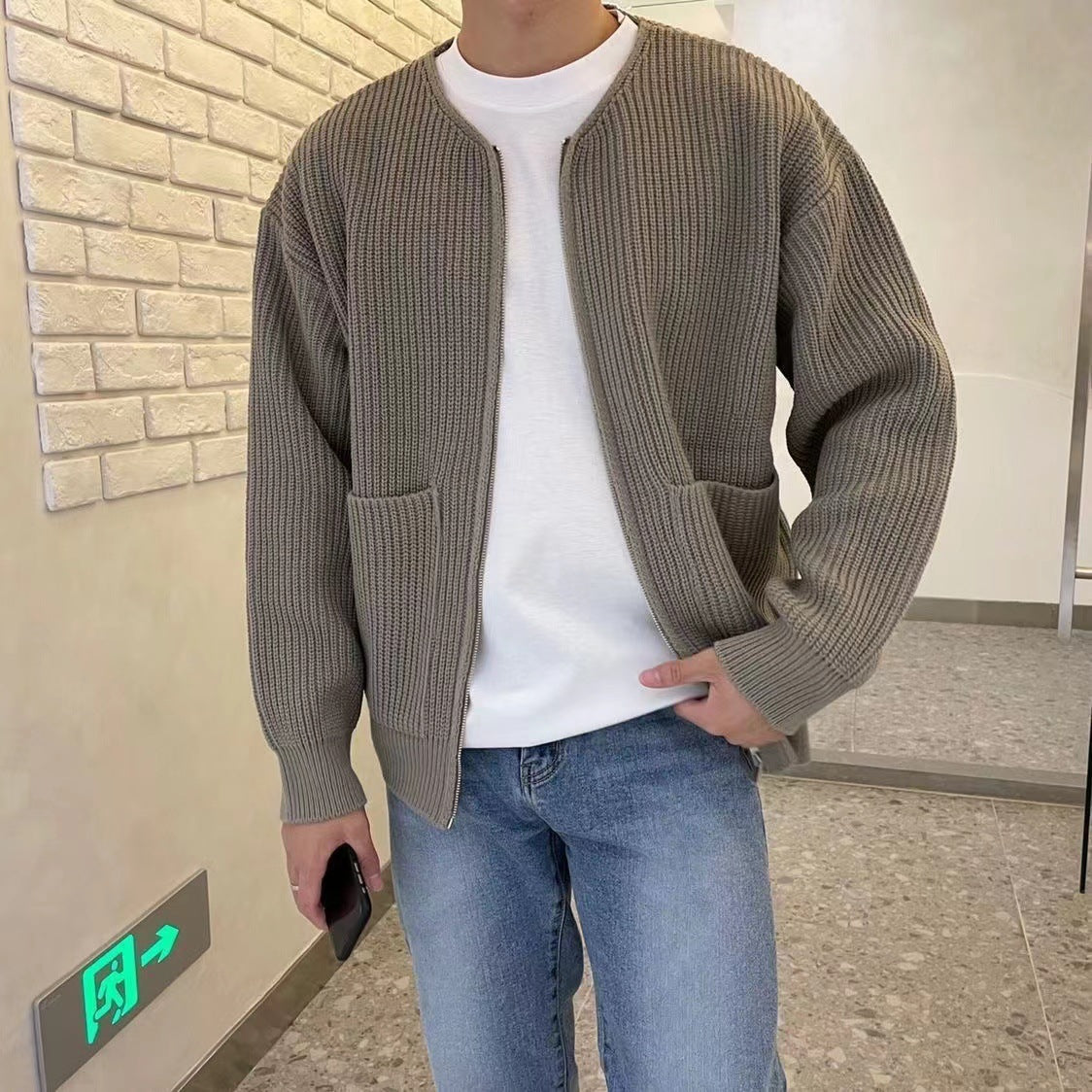 Trendige Strickjacke für Herren