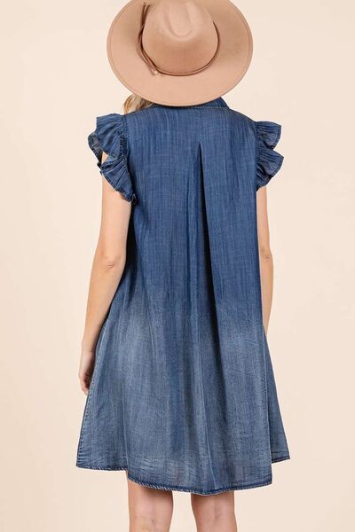 Mittoshop Minikleid mit Rüschenärmeln aus gewaschenem Chambray und Knopfleiste