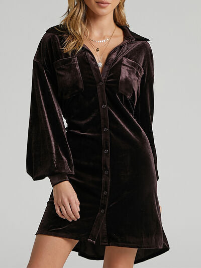 Kurzes Hemdblusenkleid mit Kragen und langen Ärmeln