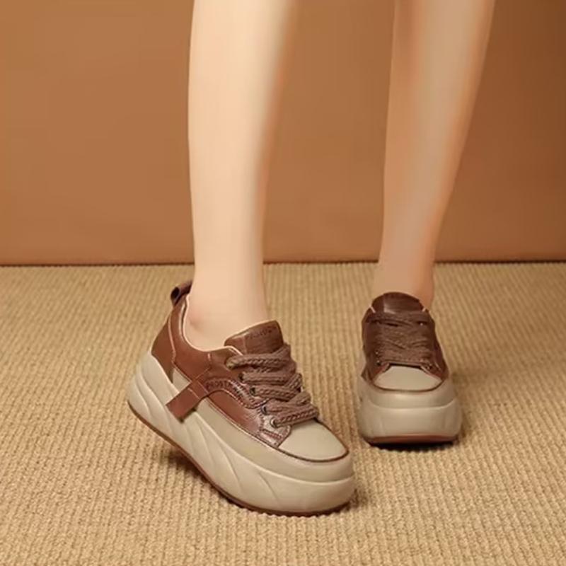 Freizeitschuhe für Damen aus Leder mit Muffinsohle